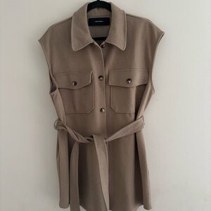 Vero Moda Tan Sleeveless Button-Up Top